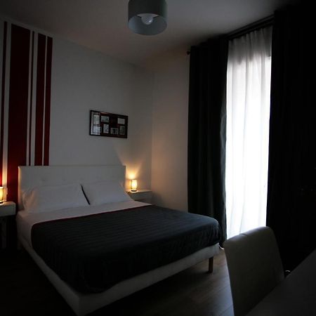 La Libra Rooms 卡利亚里 外观 照片